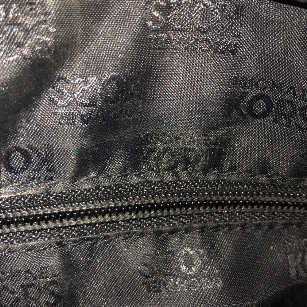 Handbag - Picture 5 of 8